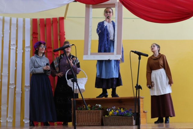 b_1024_768_0_00_images_2022_2023_Wydarzenia_3maja_342530932_3602848476668103_828951286582825288_n